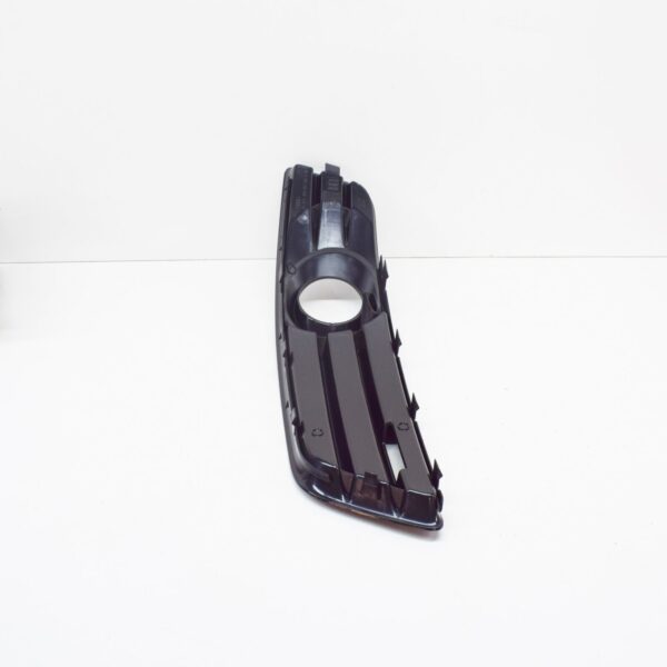 NEW AUDI A3 8PA FRONT RIGHT LOWER LIGHT FOG GRILLE 8P0807682E9B 9B9 2013 - Image 5