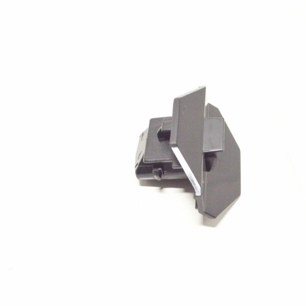 NEW AUDI Q3 8U FRONT BUMPER LEFT CAP BRACKET 8U0955159D 2015 ORIGINAL - Image 3