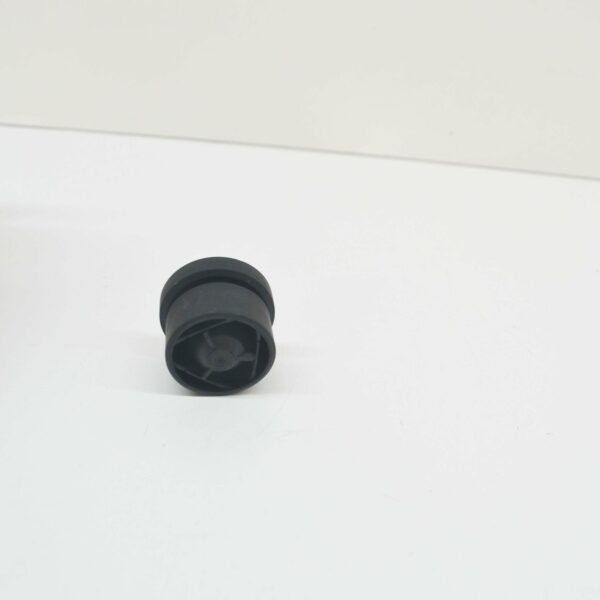 NEW MERCEDES-BENZ GLA X156 ENGINE COVER ELASTOMER BEARING A6460940285 ORIGINAL - Image 3