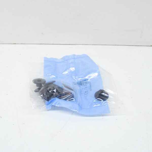 NEW AUDI Q5 FY 80A WHEEL HOUSING LINER ATTACHMENT SET 80A098629 ORIGINAL - Image 3
