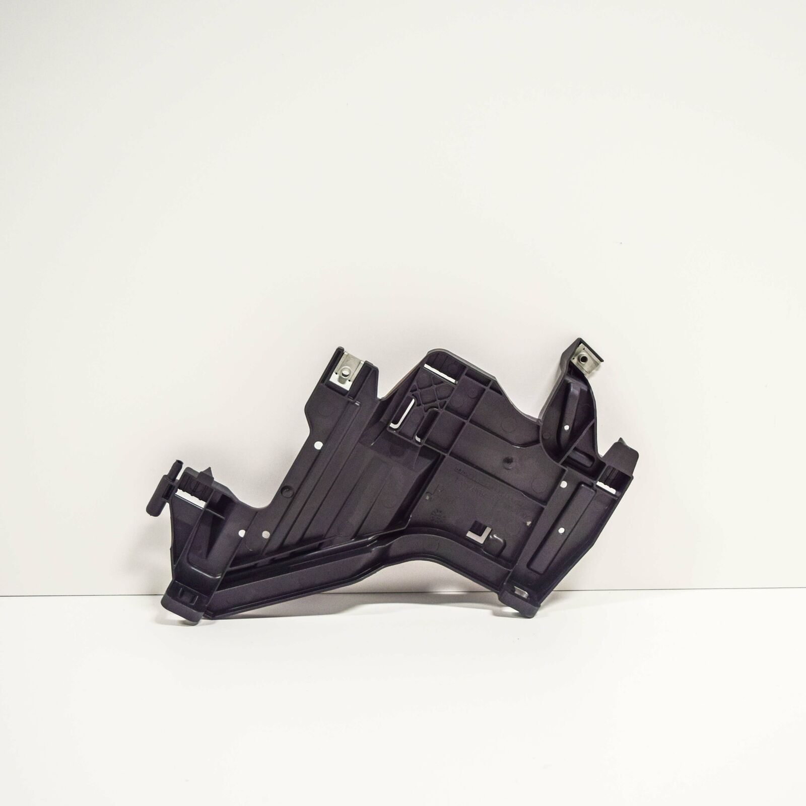 NEW AUDI A4 B8 RIGHT HEADLIGHT BRACKET 8K0941454 2010 5 NEW AUDI A4 B8 RIGHT HEADLIGHT BRACKET 8K0941454 2010 - Image 5