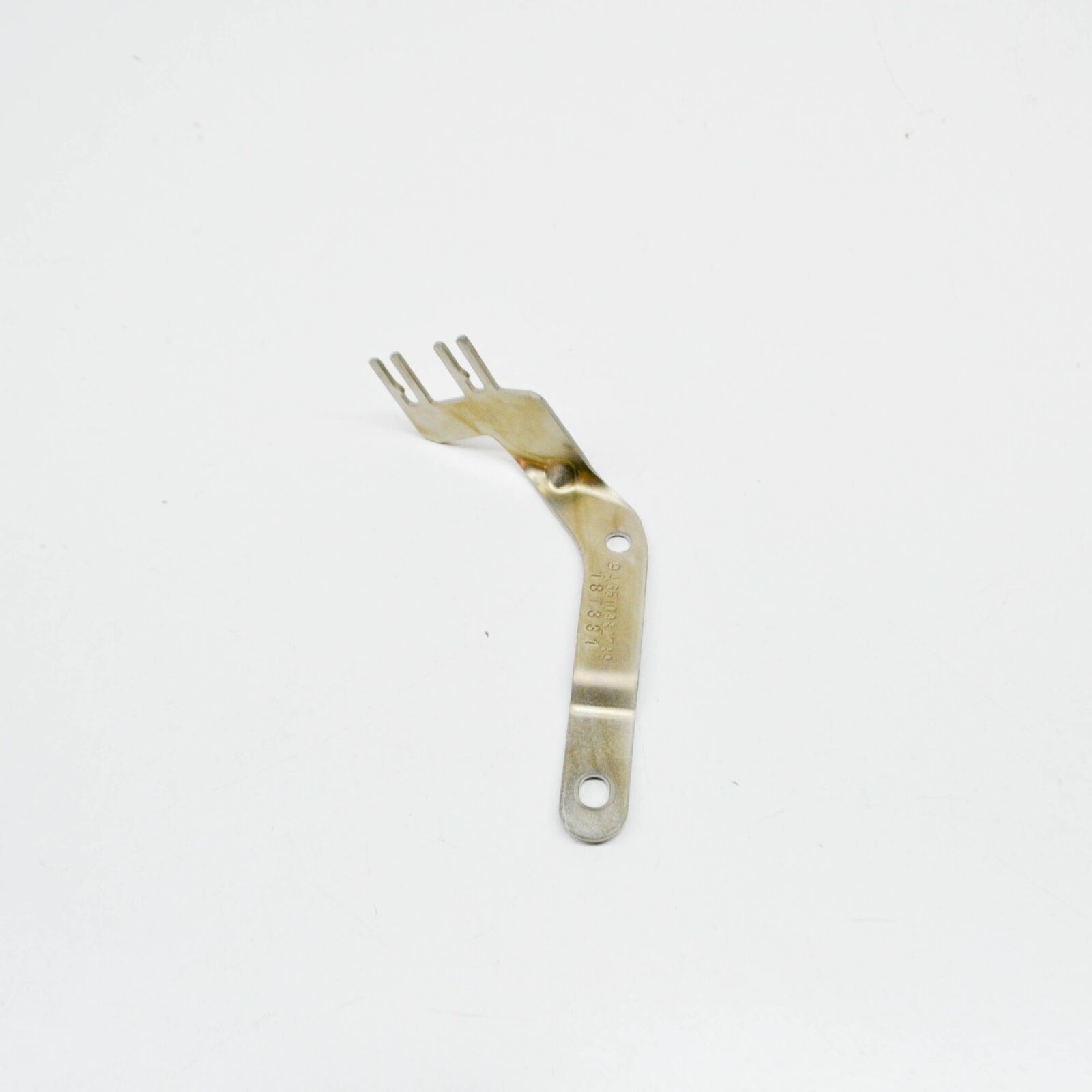 NEW MERCEDES-BENZ CLA C117 CHARGE AIR PIPE BRACKET A6510982739 ORIGINAL 3 NEW MERCEDES-BENZ CLA C117 CHARGE AIR PIPE BRACKET A6510982739 ORIGINAL - Image 3