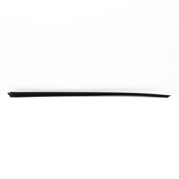 NEW AUDI A3 8P FRONT WINDSHIELD RIGHT WATER DEFLECTOR 8P0854328B01C ORIGINAL - Image 3