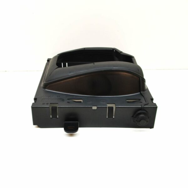 NEW MERCEDES BENZ A W176 FRONT AIR DUCT A1765000116 - Image 3