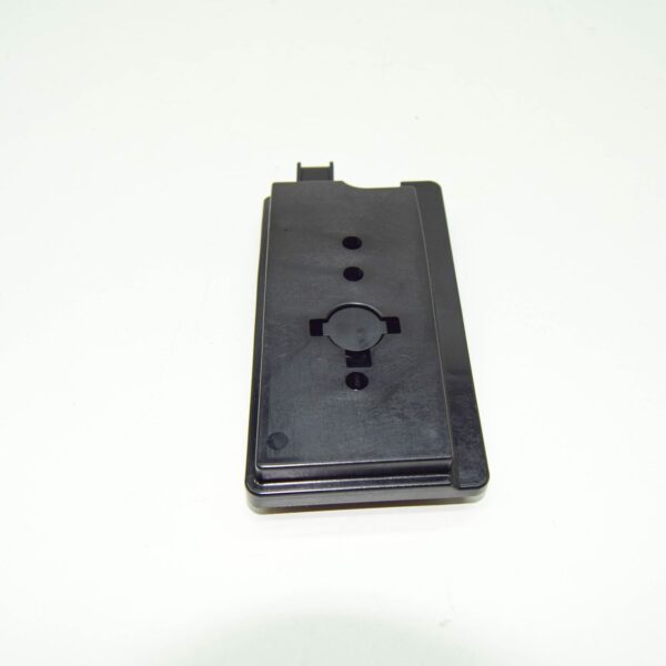 NEW AUDI A4 AVANT B9 LEFT UNDERRUN BAR 8W0804647 ORIGINAL - Image 3
