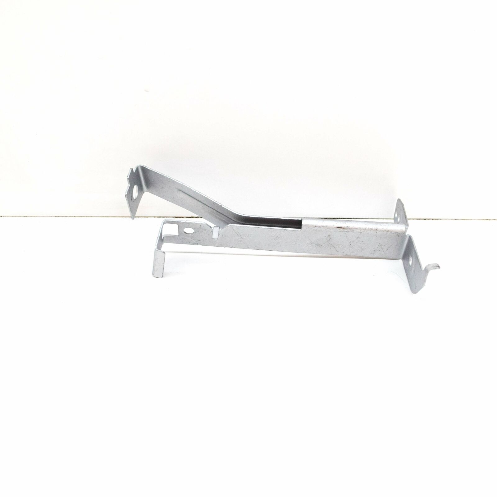 NEW MERCEDES-BENZ C-CLASS W204 FRONT SHIELD BRACKET A2045241440 3 NEW MERCEDES-BENZ C-CLASS W204 FRONT SHIELD BRACKET A2045241440 - Image 3