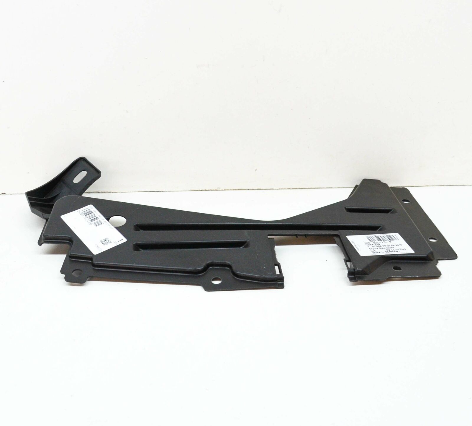 NEW AUDI Q3 8U REAR LEFT SIDE UNDERBODY COVER 8U0825215B ORIGINAL 3 NEW AUDI Q3 8U REAR LEFT SIDE UNDERBODY COVER 8U0825215B ORIGINAL - Image 3