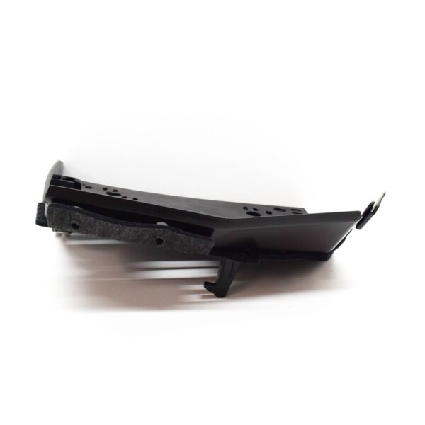 NEW MERCEDES-BENZ E W213 FRONT RIGHT PANEL TRIM LOWER A21368052069051 ORIGINAL - Image 3