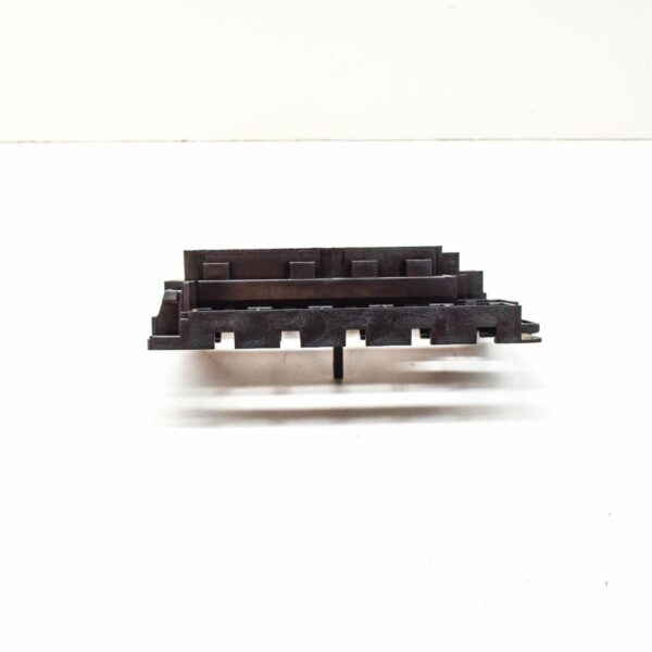 NEW MERCEDES-BENZ E-CLASS W124 FUSE RELAY HOLDER BRACKET 1245450140 ORIGINAL - Image 3