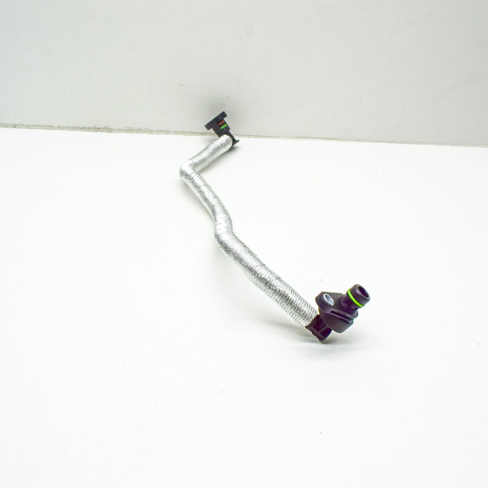 NEW MERCEDES-BENZ C W205 BLEEDING LINE A2640185200 ORIGINAL 3 NEW MERCEDES-BENZ C W205 BLEEDING LINE A2640185200 ORIGINAL - Image 3