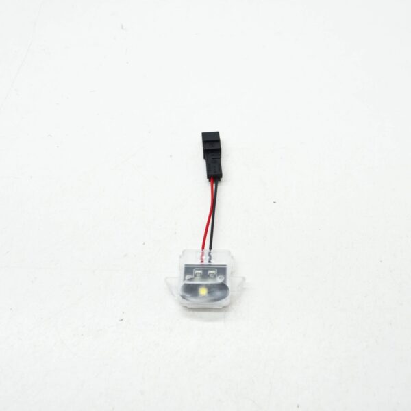 NEW AUDI A3 8V1,8VK REAR RIGHT LED INTERIOR BOOT LIGHT 8V0947122 ORIGINAL - Image 3