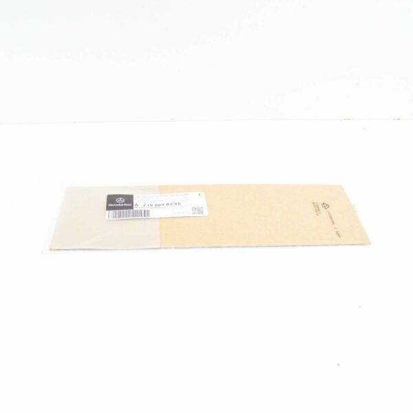 NEW MB CLS C219 FRONT BUMPER RIGHT INTERMEDIATE LAYER A2198890295 ORIGINAL - Image 3