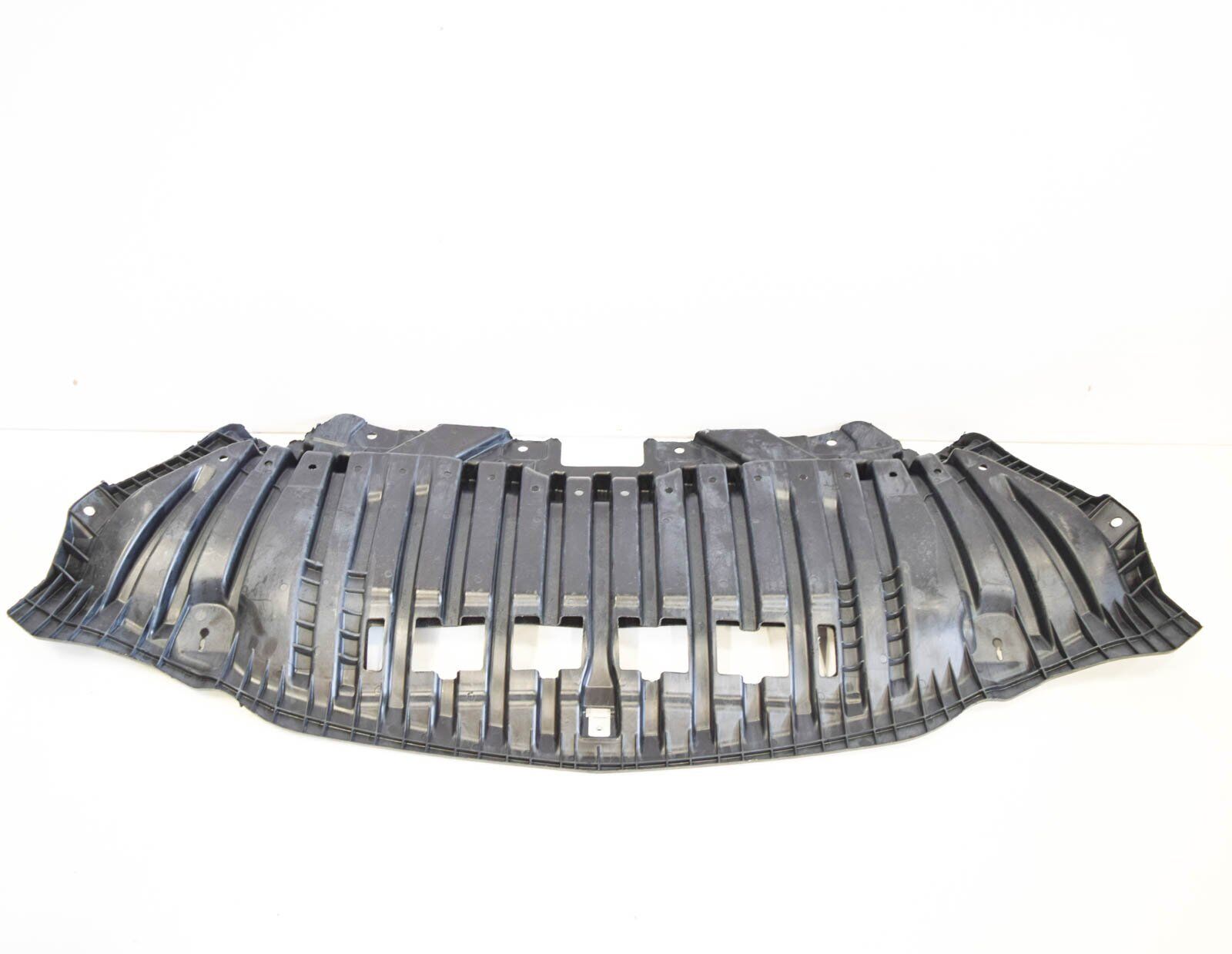 NEW MERCEDES-BENZ C-CLASS W205 ENGINE UNDER COVER A2055200200 ORIGINAL 3 NEW MERCEDES-BENZ C-CLASS W205 ENGINE UNDER COVER A2055200200 ORIGINAL - Image 3