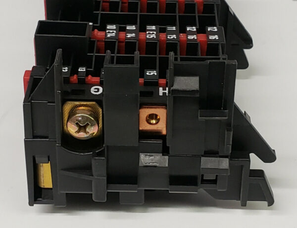 NEW MERCEDES-BENZ S W140 REAR END FUSE BOX A1405451701 ORIGINAL - Image 3