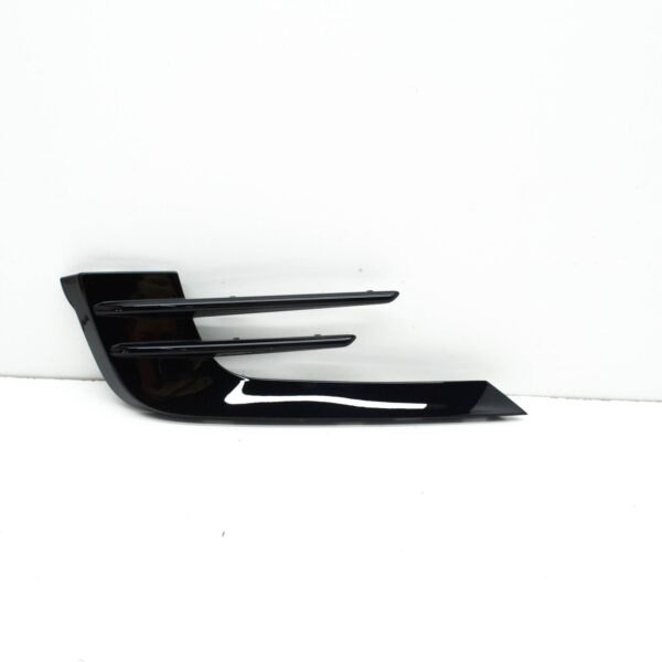 NEW VOLKSWAGEN GOLF MK7 FRONT BUMPER RIGHT GRILLE 5GE853666A041 - Image 5