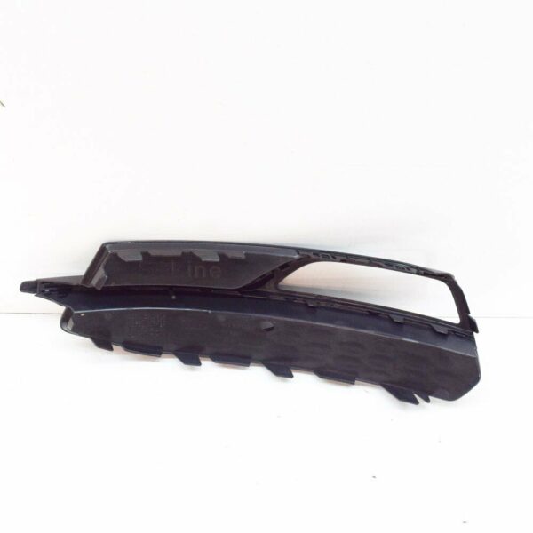NEW AUDI A3 8PA FRONT BUMPER RIGHT SIDE GRILLE 8V3807682G 9B9 - Image 5