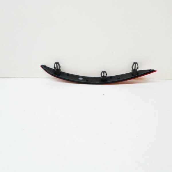 NEW AUDI A3 8V REAR LEFT BUMPER REFLECTOR 8V5945105D ORIGINAL - Image 3