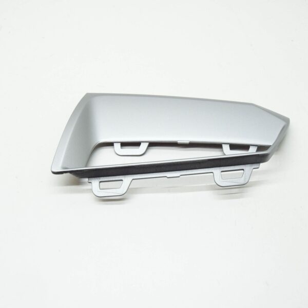 NEW AUDI Q7 4M FRONT BUMPER LEFT INSERT 4M0807697ATB2 ORIGINAL - Image 3