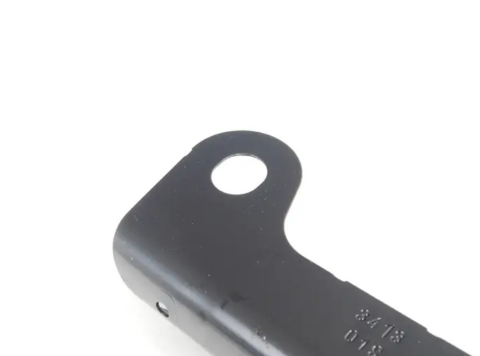 NEW AUDI A4 B8 FRONT RIGHT FENDER BRACKET 8K0821468B ORIGINAL 3 NEW AUDI A4 B8 FRONT RIGHT FENDER BRACKET 8K0821468B ORIGINAL - Image 3