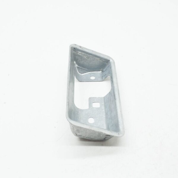 NEW VOLKSWAGEN CADDY ALLTRACK 2K REAR TAILGATE HANDLE BRACKET 1T0827229A - Image 3