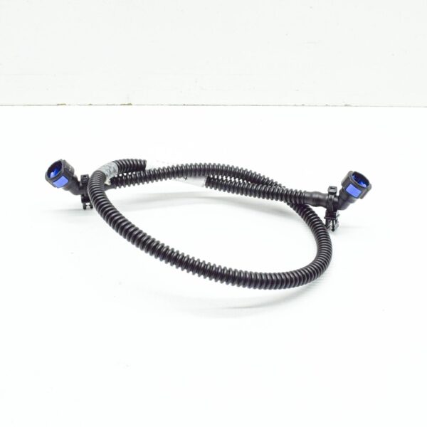 NEW AUDI Q8 4MN HEADLIGHT WASHER NOZZLE PIPE 4M8955972 ORIGINAL - Image 3