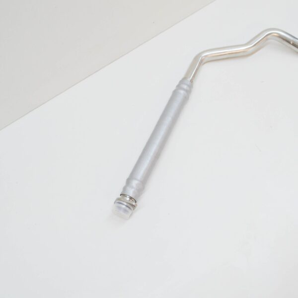 NEW AUDI R8 OIL HOSE 420115687Q ORIGINAL - Image 3