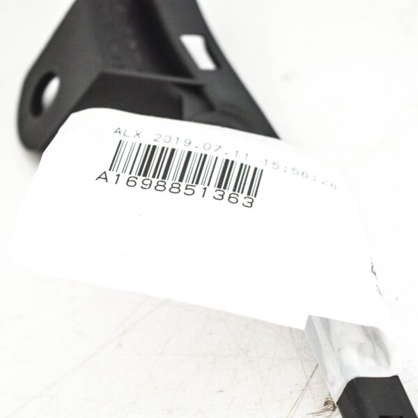 NEW MERCEDES-BENZ A W169 REAR BUMPER LEFT SIDE HOLDER A1698851363 ORIGINAL - Image 3