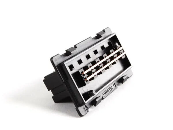 NEW MB C W204 INTERIOR CAN POTENTIAL DISTRIBUTOR BLOCK A0045467540 - Image 3
