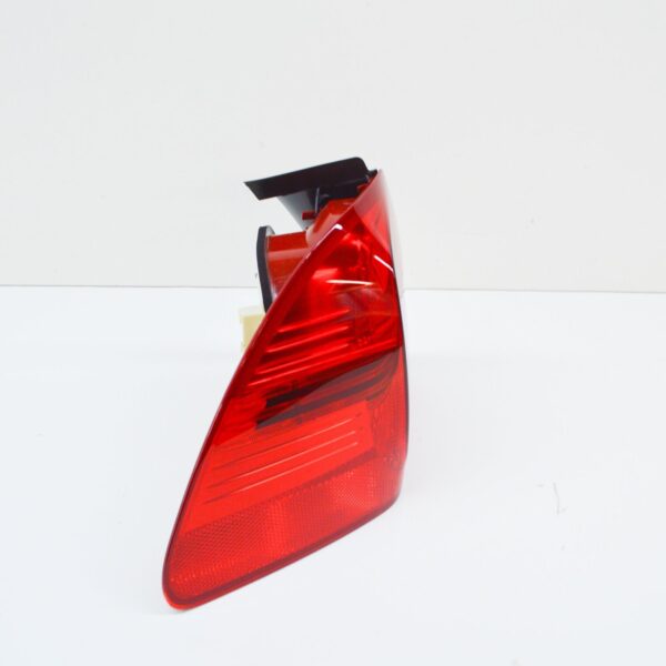 NEW BMW 3 E91 REAR LEFT TAILLIGHT 63217160065 7160065 ORIGINAL - Image 3