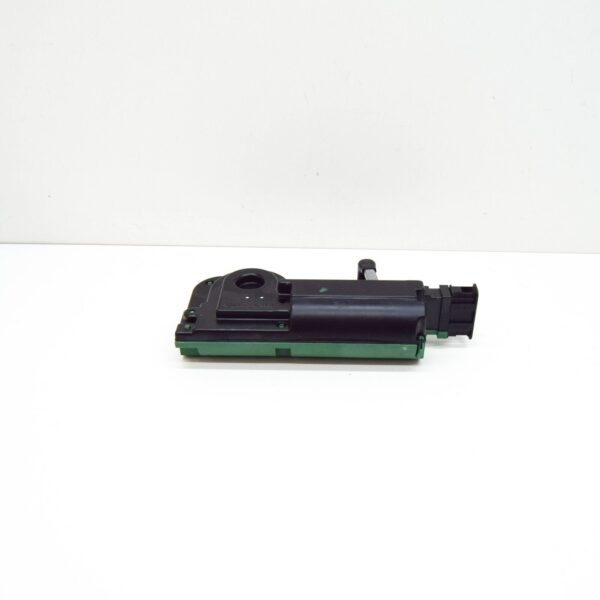 NEW VW TRANSPORTER T6 REAR LID LATCH STRIKER PLATE WITH MOTOR 7E0827511A - Image 3