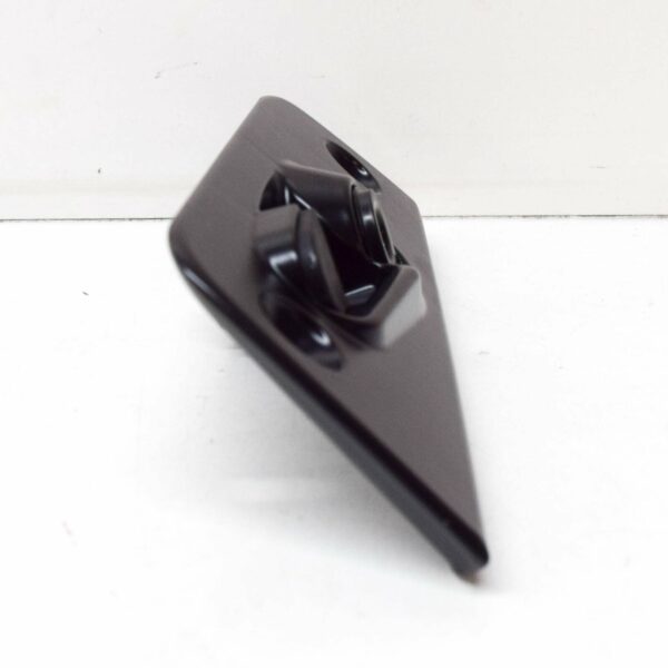 NEW VW TRANSPORTER T6 LEFT SLIDING DOOR LOWER CATCH PLATE 7E0843639B - Image 5