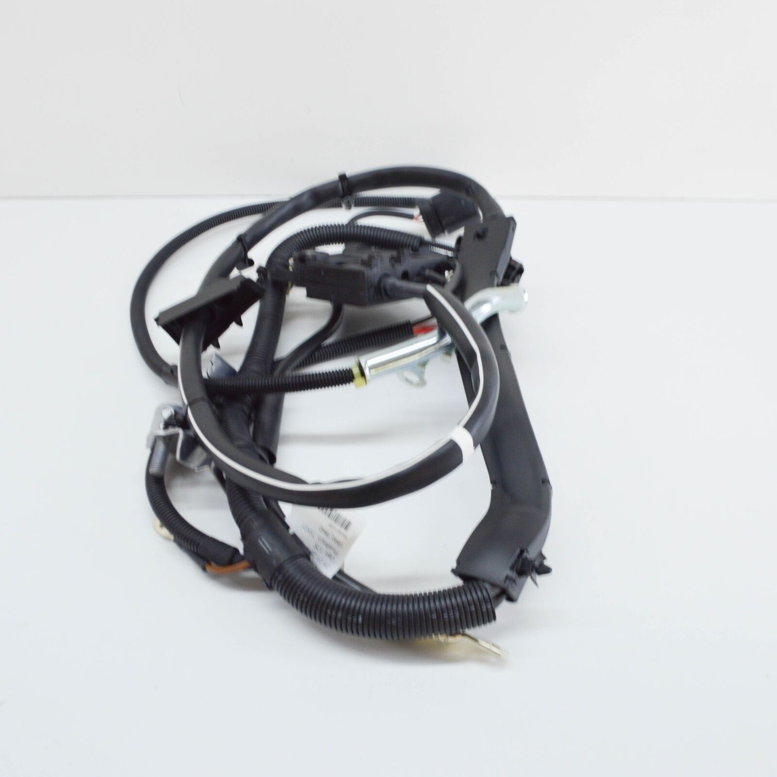NEW AUDI A4 B8 STARTER AND ALTERNATOR WIRING SET 8K0971228 ORIGINAL 3 NEW AUDI A4 B8 STARTER AND ALTERNATOR WIRING SET 8K0971228 ORIGINAL - Image 3