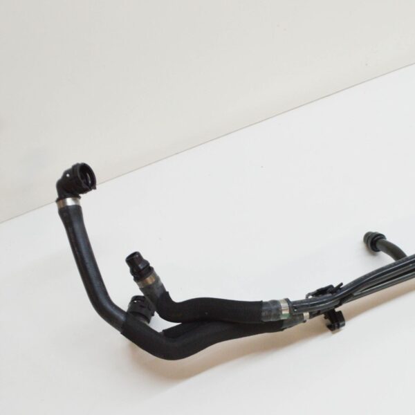 NEW MB GLE W167 SWITCHOVER VALVE TO WATER PUMP COOLANT LINER A1675007601 - Image 3