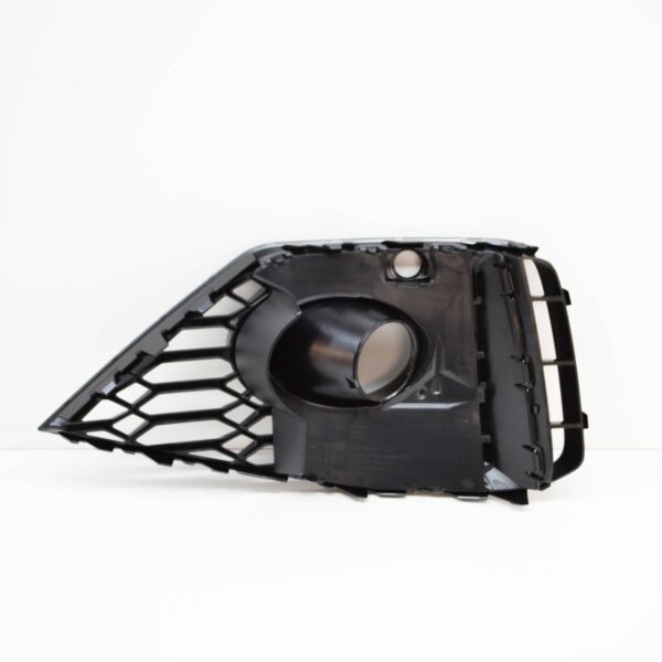 NEW AUDI A4 AVANT B9 FRONT RIGHT AIR GUIDE GRILLE 8W0807682AST94 - Image 5