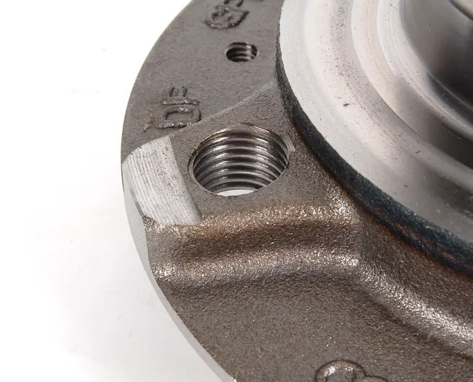 NEW AUDI A5 SPORTBACK 8T REAR WHEEL HUB 8K0407613D ORIGINAL 3 NEW AUDI A5 SPORTBACK 8T REAR WHEEL HUB 8K0407613D ORIGINAL - Image 3