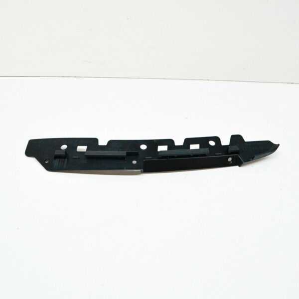 NEW AUDI E-TRON REAR LEFT BUMPER ADAPTER 4KE807409 ORIGINAL - Image 3