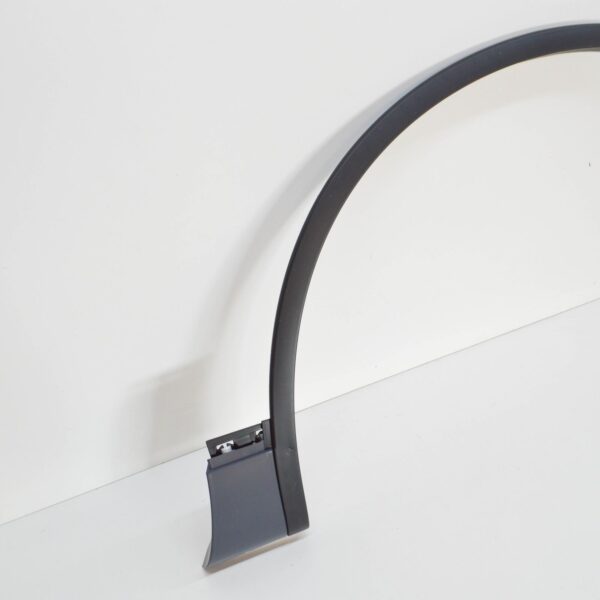 NEW VW TOUAREG 7P FRONT RIGHT FENDER WHEEL COVER MOLDING 7P6853718GGRU ORIGINAL - Image 3