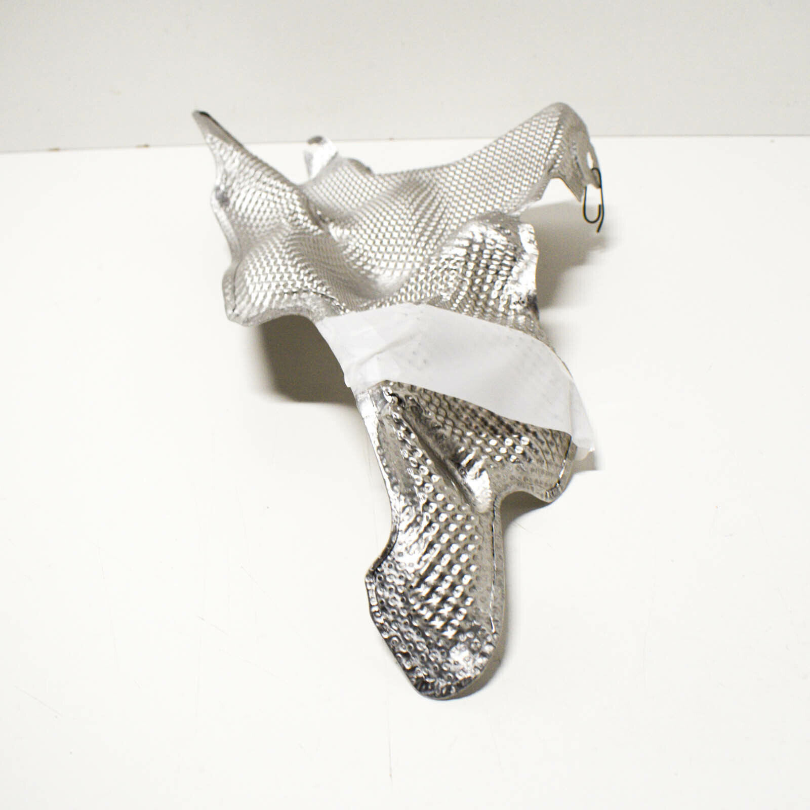 NEW AUDI A4 B9 FRONT RIGHT CV JOINT HEAT SHIELD 8W0399300F ORIGINAL 3 NEW AUDI A4 B9 FRONT RIGHT CV JOINT HEAT SHIELD 8W0399300F ORIGINAL - Image 3