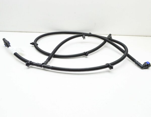 NEW AUDI E-TRON GEN FRONT HEADLIGHT WASHER HOSE 4KE955970 - Image 5
