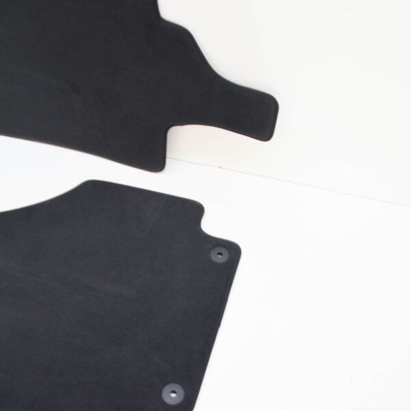 NEW AUDI R8 42 FLOOR MAT SET LHD 423863691D9AM ORIGINAL - Image 3
