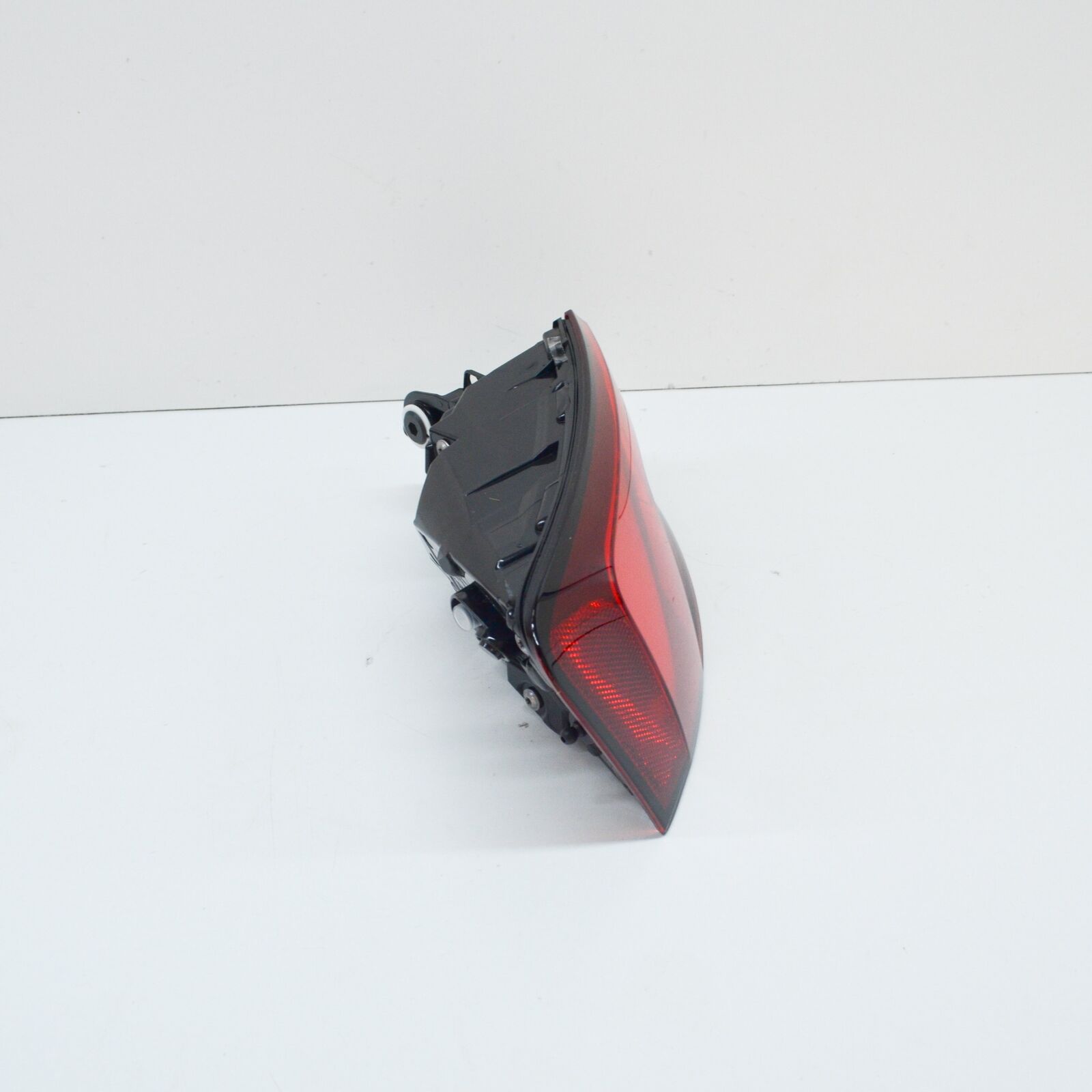 NEW AUDI A5 SPORTBACK F5 REAR LEFT TAILLIGHT 8W6945091L ORIGINAL 3 NEW AUDI A5 SPORTBACK F5 REAR LEFT TAILLIGHT 8W6945091L ORIGINAL - Image 3