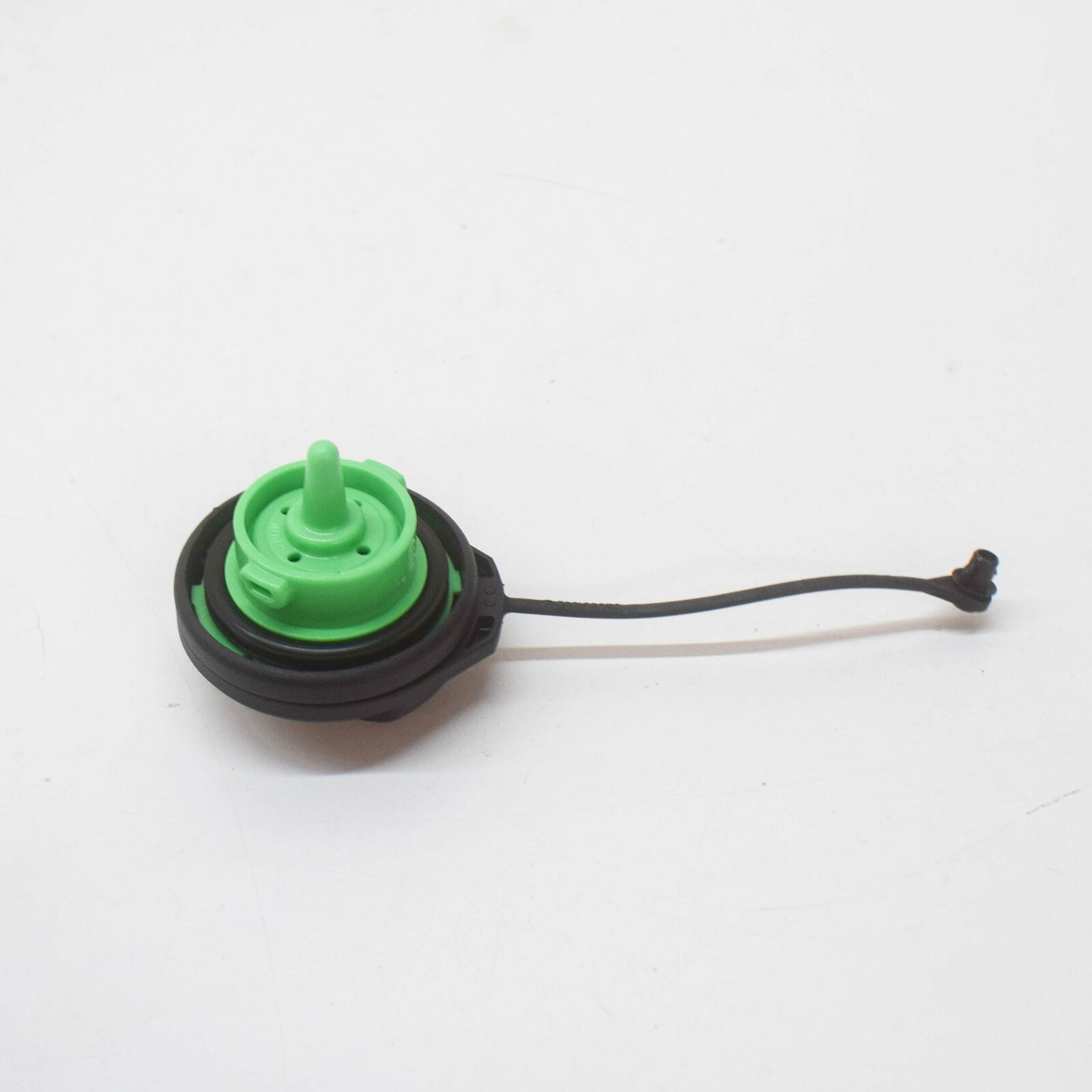 NEW AUDI A4 B8 FUEL TANK FILLER CAP 8K0201550N 2014 5 NEW AUDI A4 B8 FUEL TANK FILLER CAP 8K0201550N 2014 - Image 5