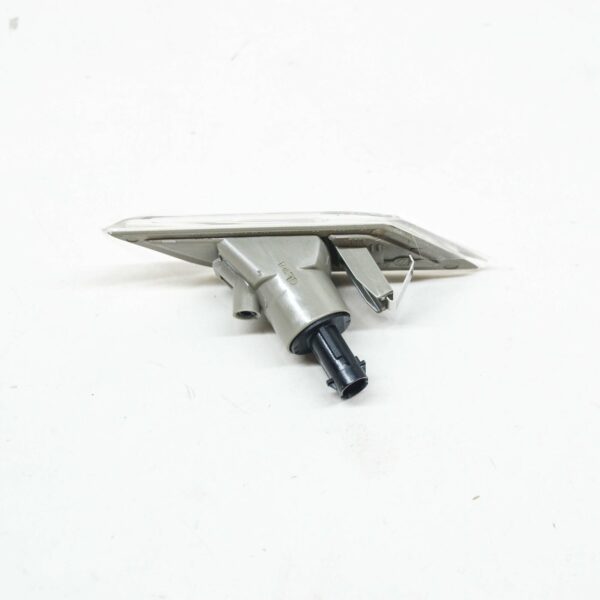 NEW VW TRANSPORTER MULTIVAN T6 FRONT LEFT FENDER TURN SIGNAL 7LA949101 ORIGINAL - Image 3