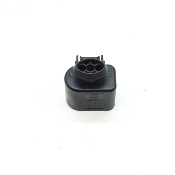 NEW AUDI A1 MK1 3PIN FLAT CONTACT HOUSING 8K0973703 ORIGINAL - Image 3