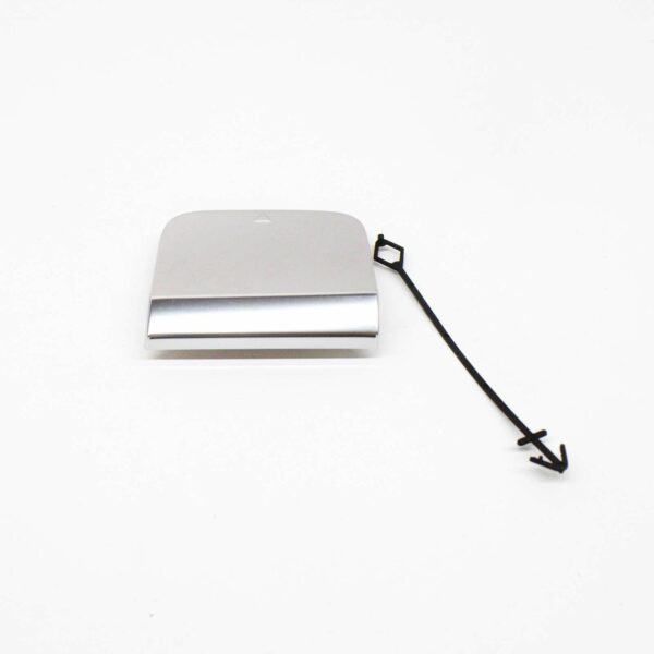 NEW MERCEDES-BENZ GLA X156 REAR BUMPER TOWING HOOK EYE COVER A1568851700 - Image 3