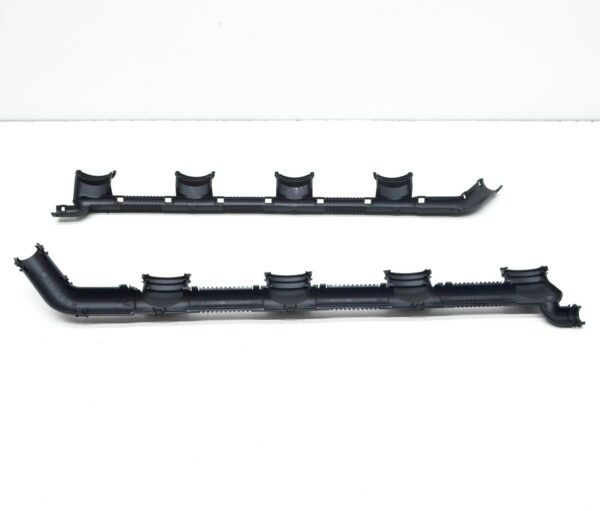 NEW AUDI A3 8P IGNITION COIL CONNECTOR CABLE GUIDE 06J971824B ORIGINAL - Image 3