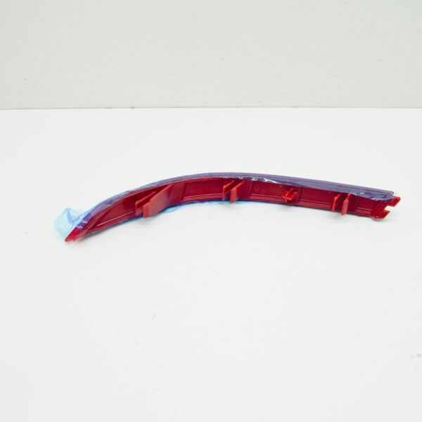 NEW SKODA ENYAQ IV REAR RIGHT OUTER BUMPER REFLECTOR 5LA945106 ORIGINAL - Image 3