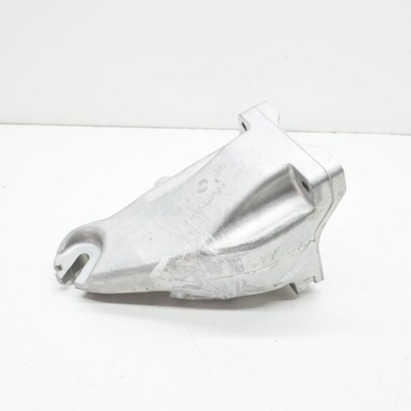 NEW MERCEDES-BENZ A W177 ENGINE BRACKET RIGHT SIDE A6542231000 - Image 3