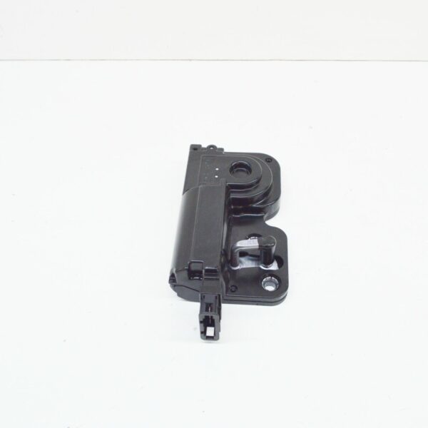 NEW VW TOUAREG 7L REAR STRIKER PLATE WITH MOTOR 7L0827511C - Image 5