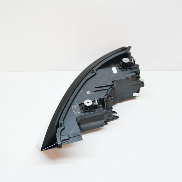 NEW AUDI A1 8X FRONT RIGHT HEADLIGHT RHD 8XA941004A ORIGINAL - Image 3